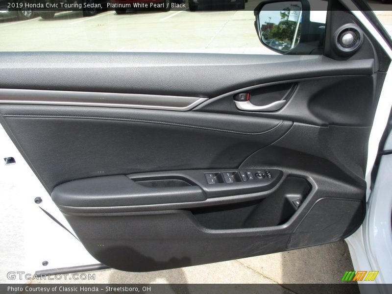 Platinum White Pearl / Black 2019 Honda Civic Touring Sedan