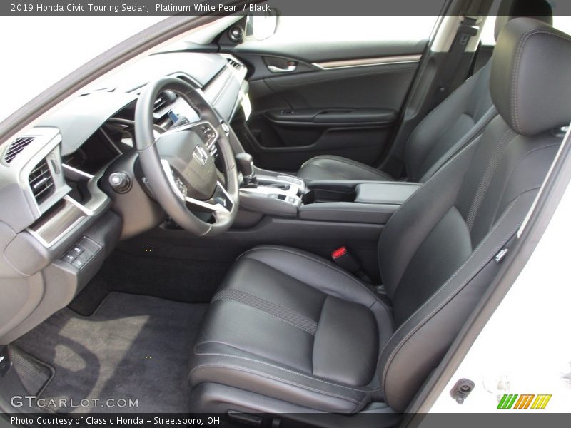 Platinum White Pearl / Black 2019 Honda Civic Touring Sedan