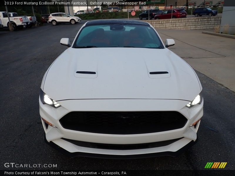 Oxford White / Showstopper Red 2019 Ford Mustang EcoBoost Premium Fastback