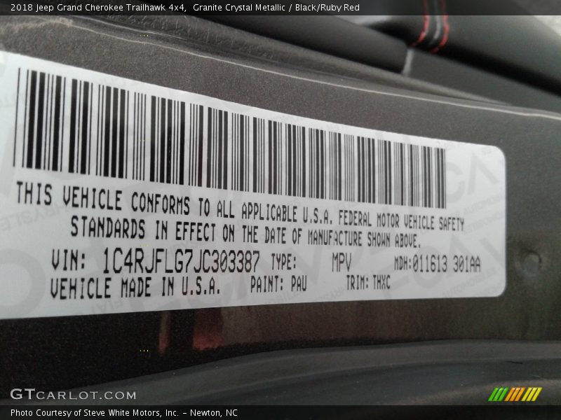 Granite Crystal Metallic / Black/Ruby Red 2018 Jeep Grand Cherokee Trailhawk 4x4