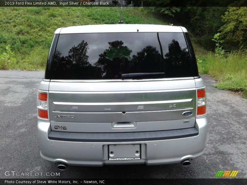 Ingot Silver / Charcoal Black 2019 Ford Flex Limited AWD