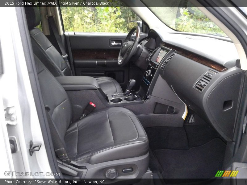 Ingot Silver / Charcoal Black 2019 Ford Flex Limited AWD