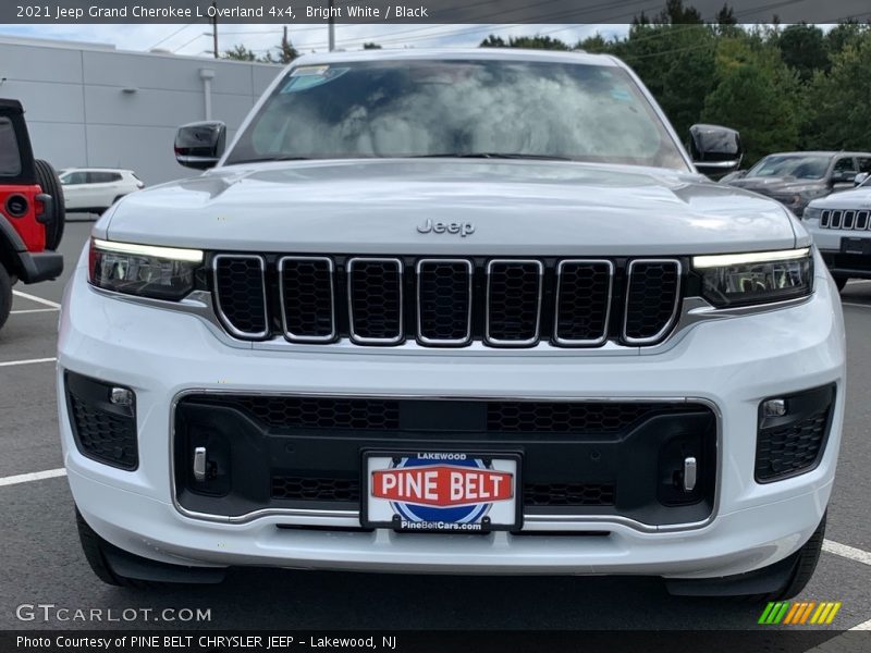 Bright White / Black 2021 Jeep Grand Cherokee L Overland 4x4