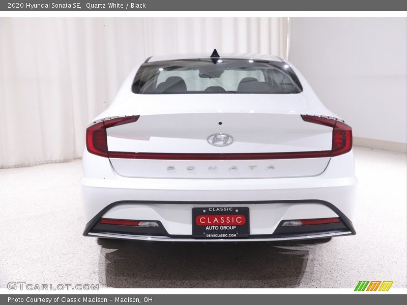 Quartz White / Black 2020 Hyundai Sonata SE