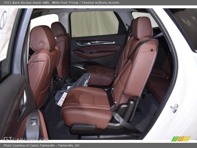 White Frost Tricoat / Chestnut w/Ebony Accents 2021 Buick Enclave Avenir AWD