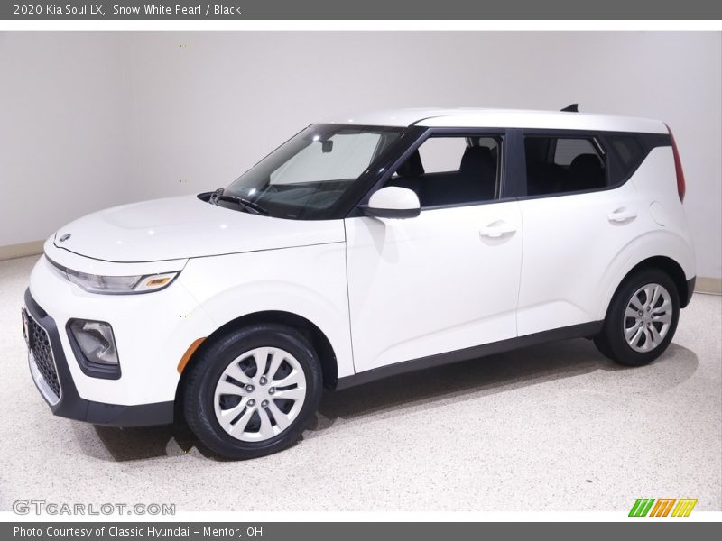Snow White Pearl / Black 2020 Kia Soul LX