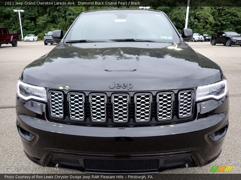 Diamond Black Crystal Pearl / Black 2021 Jeep Grand Cherokee Laredo 4x4