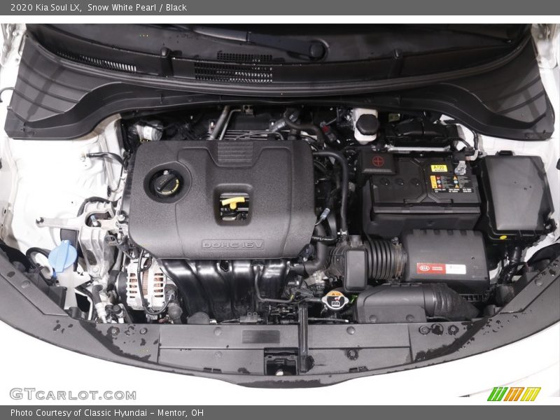 Snow White Pearl / Black 2020 Kia Soul LX