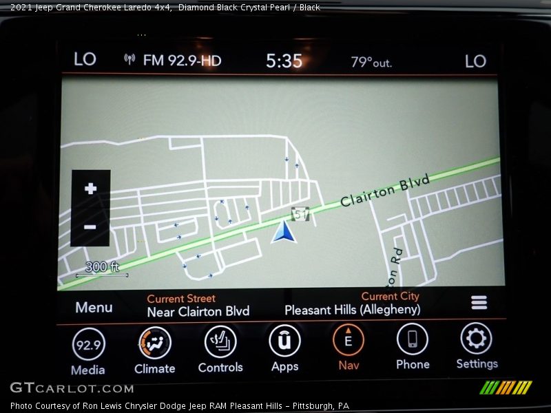 Navigation of 2021 Grand Cherokee Laredo 4x4