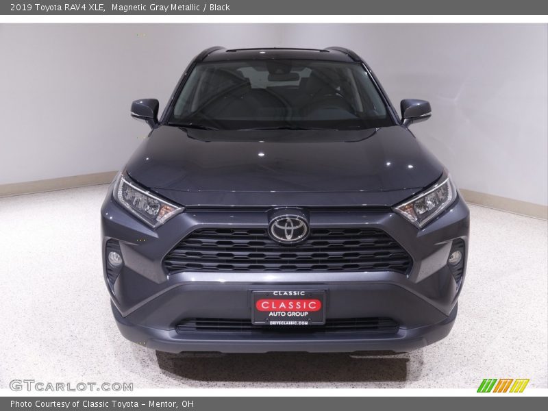 Magnetic Gray Metallic / Black 2019 Toyota RAV4 XLE