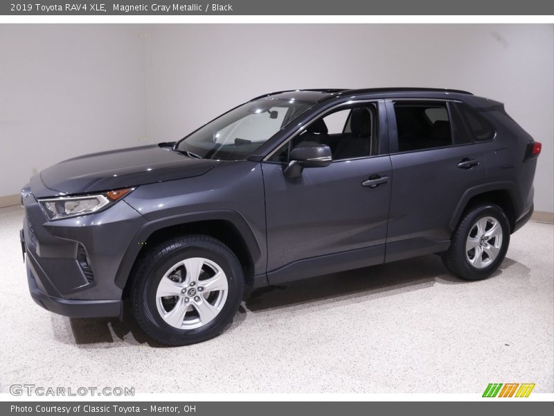 Magnetic Gray Metallic / Black 2019 Toyota RAV4 XLE