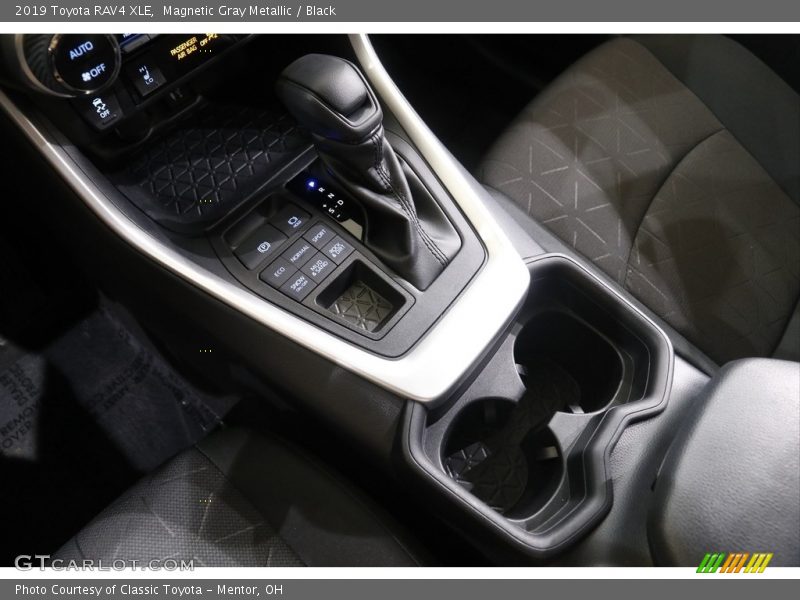 Magnetic Gray Metallic / Black 2019 Toyota RAV4 XLE