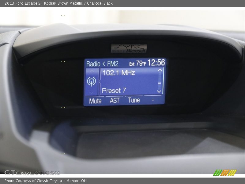 Kodiak Brown Metallic / Charcoal Black 2013 Ford Escape S