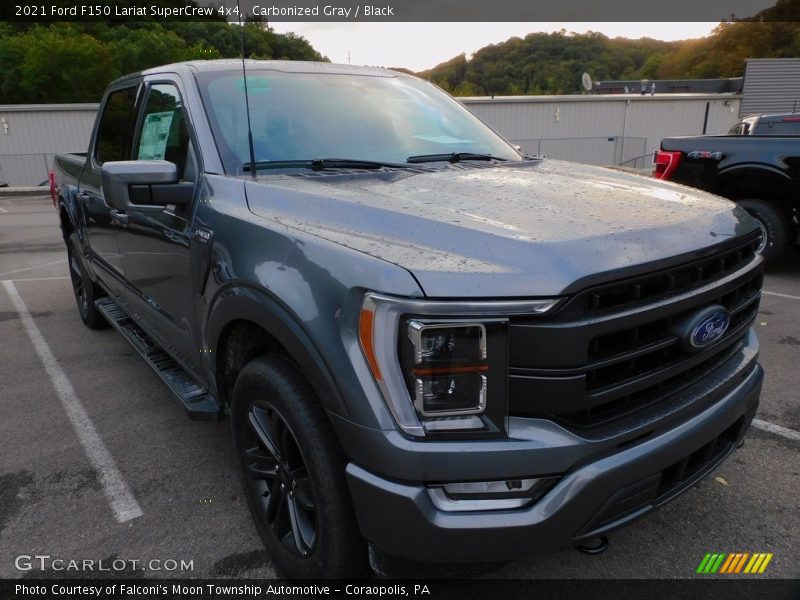 Front 3/4 View of 2021 F150 Lariat SuperCrew 4x4