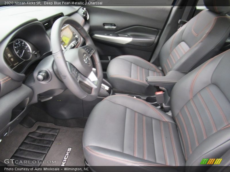 Deep Blue Pearl Metallic / Charcoal 2020 Nissan Kicks SR