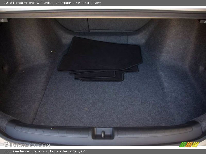 Champagne Frost Pearl / Ivory 2018 Honda Accord EX-L Sedan