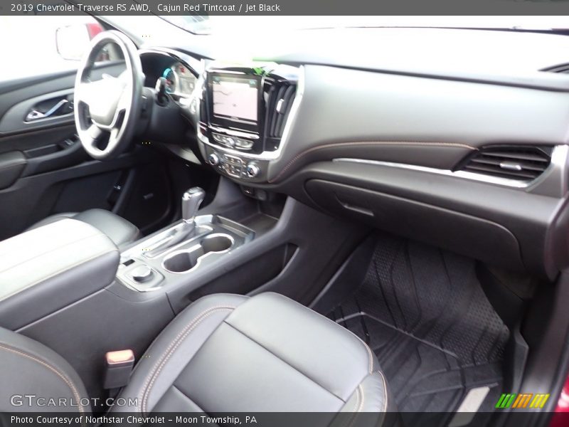 Cajun Red Tintcoat / Jet Black 2019 Chevrolet Traverse RS AWD