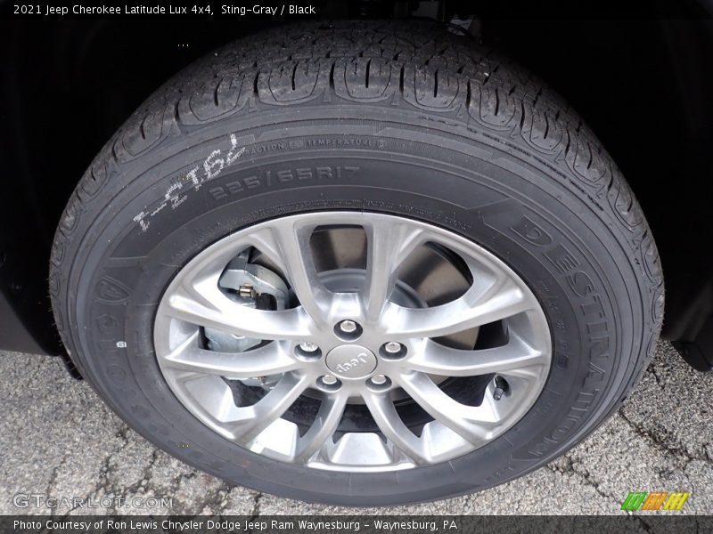 Sting-Gray / Black 2021 Jeep Cherokee Latitude Lux 4x4