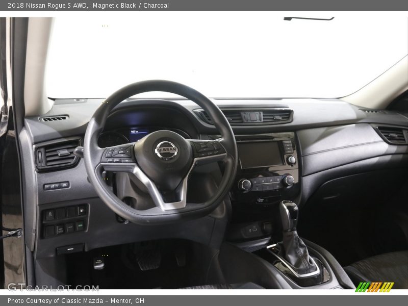 Magnetic Black / Charcoal 2018 Nissan Rogue S AWD