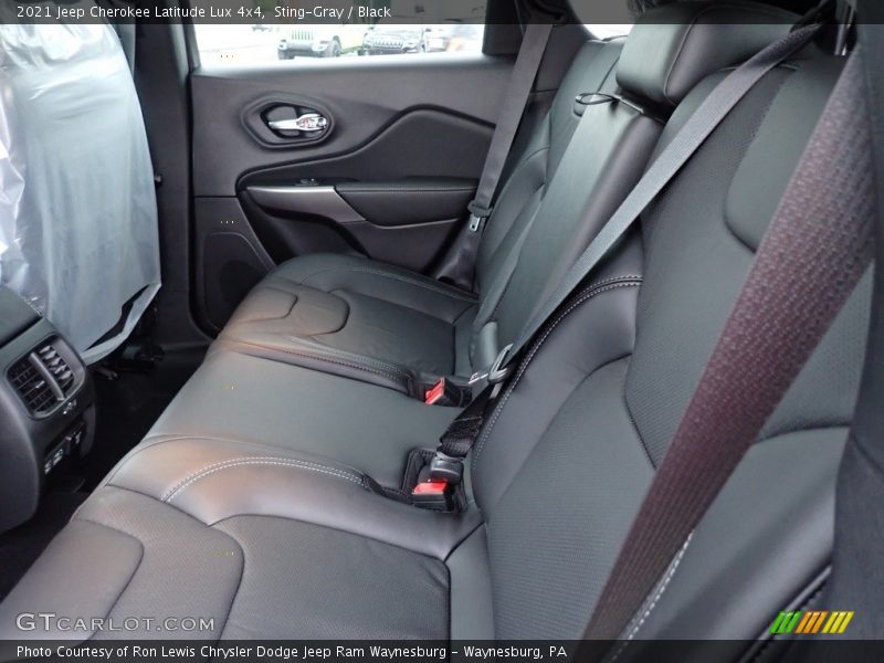 Sting-Gray / Black 2021 Jeep Cherokee Latitude Lux 4x4