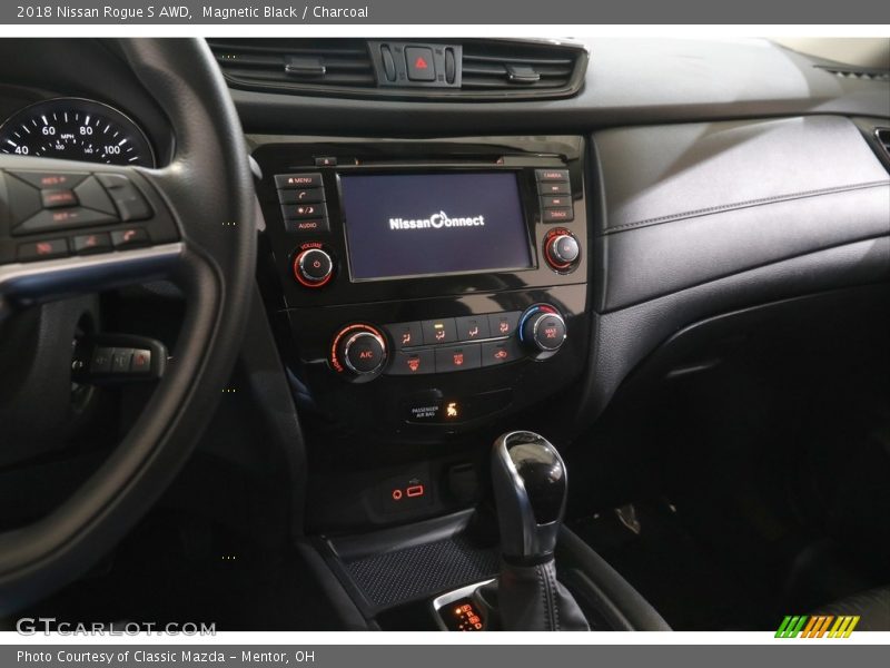 Magnetic Black / Charcoal 2018 Nissan Rogue S AWD