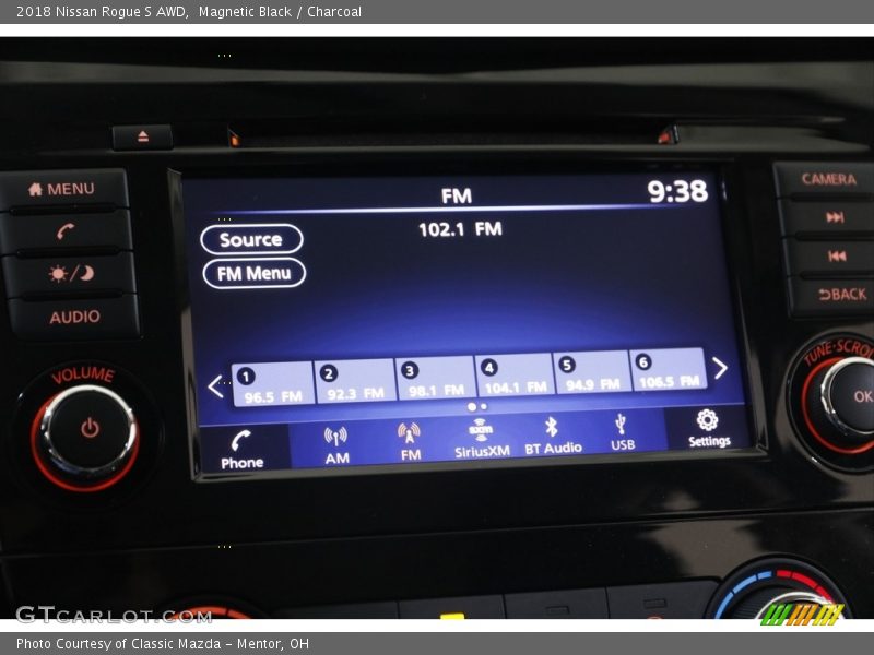 Magnetic Black / Charcoal 2018 Nissan Rogue S AWD