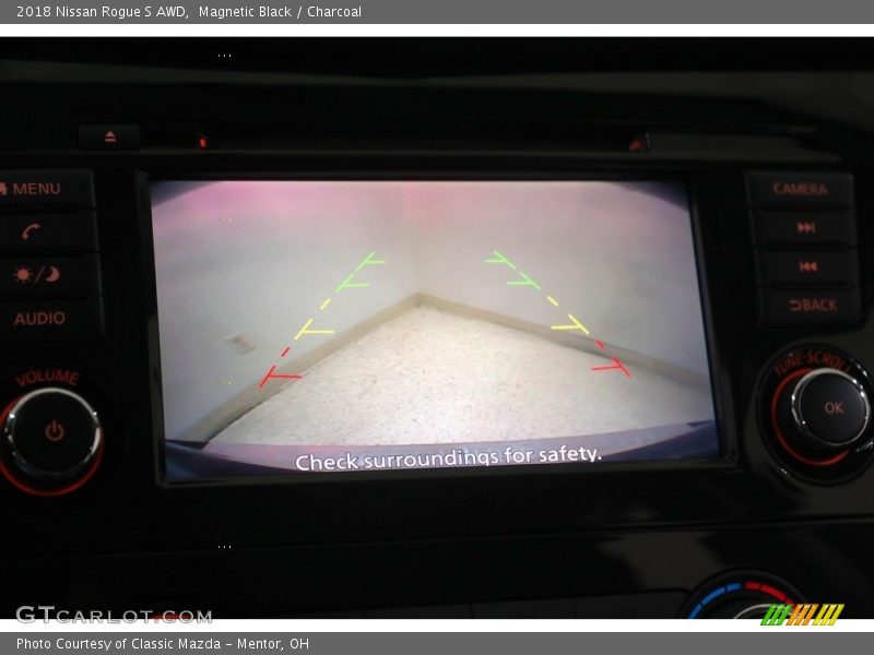 Magnetic Black / Charcoal 2018 Nissan Rogue S AWD