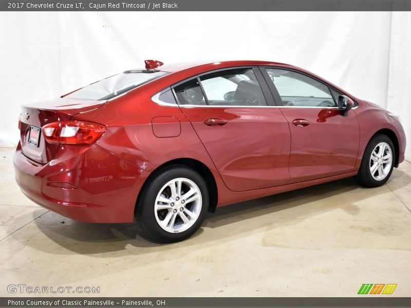 Cajun Red Tintcoat / Jet Black 2017 Chevrolet Cruze LT