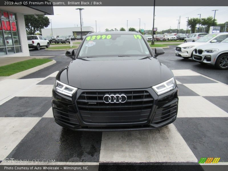 Brilliant Black / Black 2019 Audi Q5 Premium Plus quattro