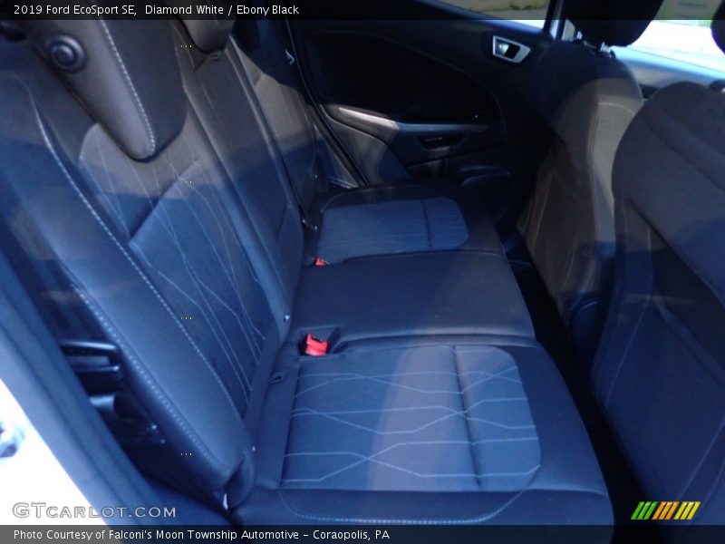 Diamond White / Ebony Black 2019 Ford EcoSport SE