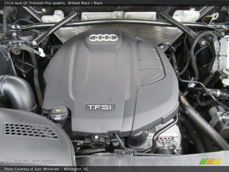 Brilliant Black / Black 2019 Audi Q5 Premium Plus quattro