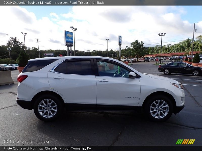 Iridescent Pearl Tricoat / Jet Black 2019 Chevrolet Equinox LT AWD