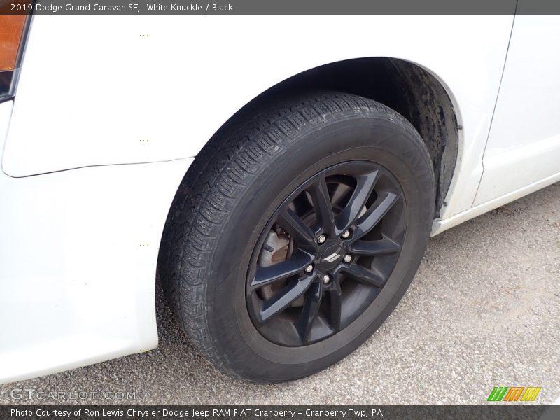 White Knuckle / Black 2019 Dodge Grand Caravan SE