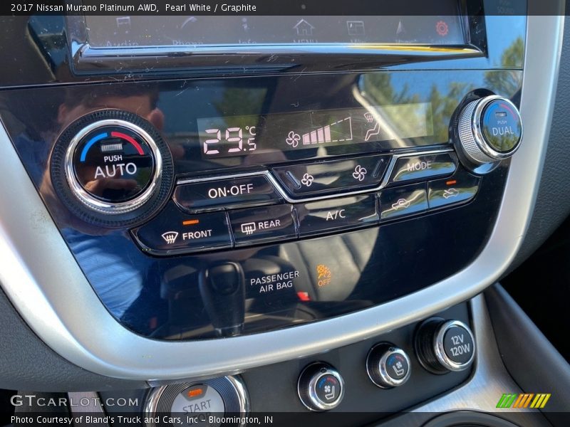 Pearl White / Graphite 2017 Nissan Murano Platinum AWD