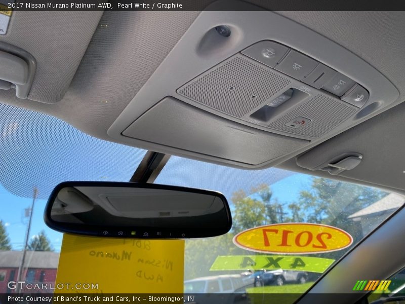 Pearl White / Graphite 2017 Nissan Murano Platinum AWD