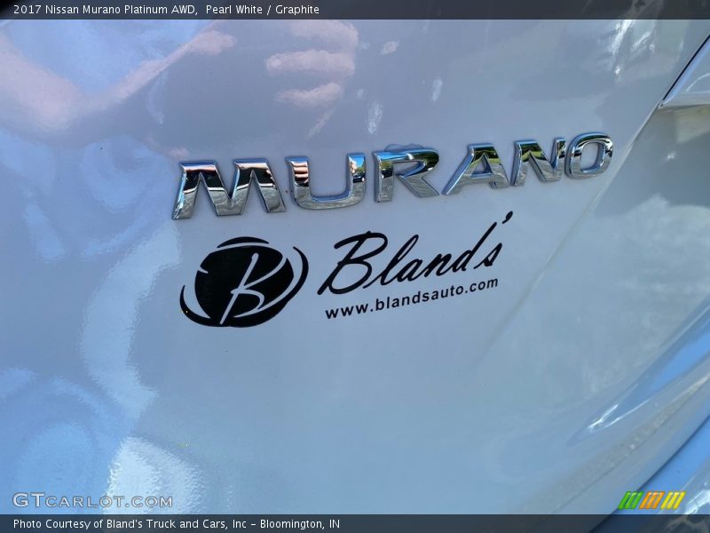 Pearl White / Graphite 2017 Nissan Murano Platinum AWD
