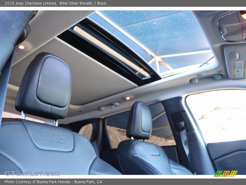 Billet Silver Metallic / Black 2019 Jeep Cherokee Limited