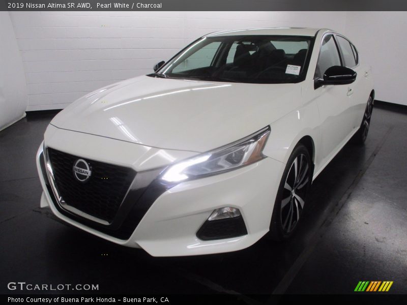 Pearl White / Charcoal 2019 Nissan Altima SR AWD