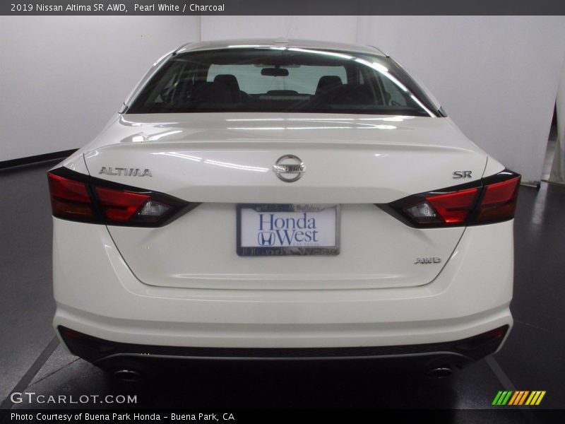 Pearl White / Charcoal 2019 Nissan Altima SR AWD