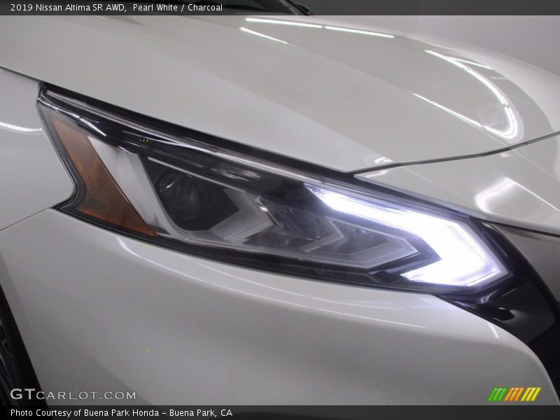 Pearl White / Charcoal 2019 Nissan Altima SR AWD