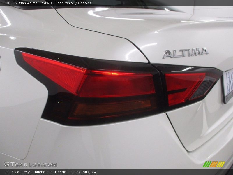 Pearl White / Charcoal 2019 Nissan Altima SR AWD