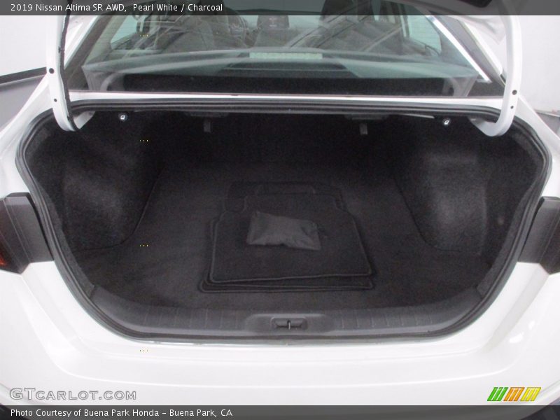 Pearl White / Charcoal 2019 Nissan Altima SR AWD