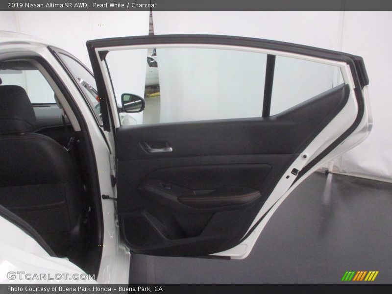 Pearl White / Charcoal 2019 Nissan Altima SR AWD