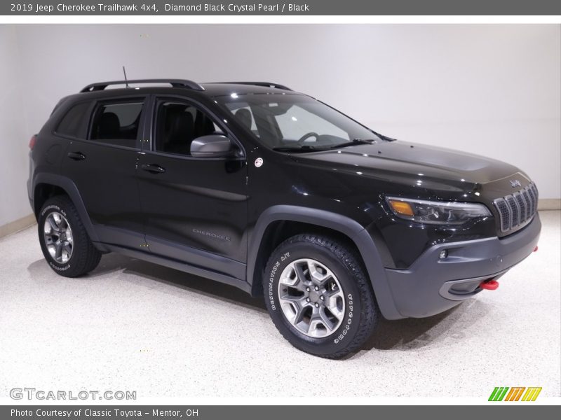 Diamond Black Crystal Pearl / Black 2019 Jeep Cherokee Trailhawk 4x4