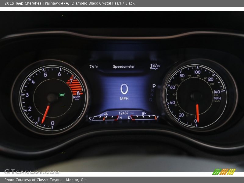 Diamond Black Crystal Pearl / Black 2019 Jeep Cherokee Trailhawk 4x4