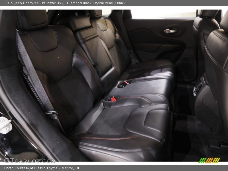 Diamond Black Crystal Pearl / Black 2019 Jeep Cherokee Trailhawk 4x4