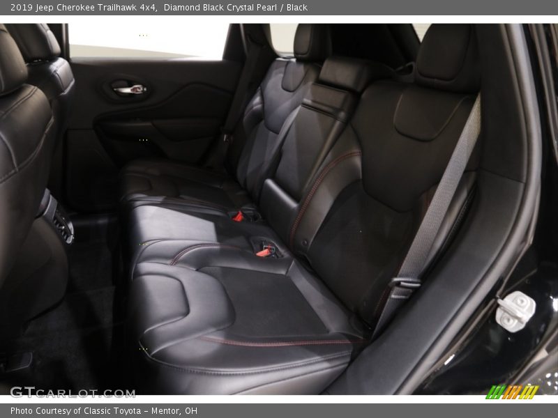 Diamond Black Crystal Pearl / Black 2019 Jeep Cherokee Trailhawk 4x4
