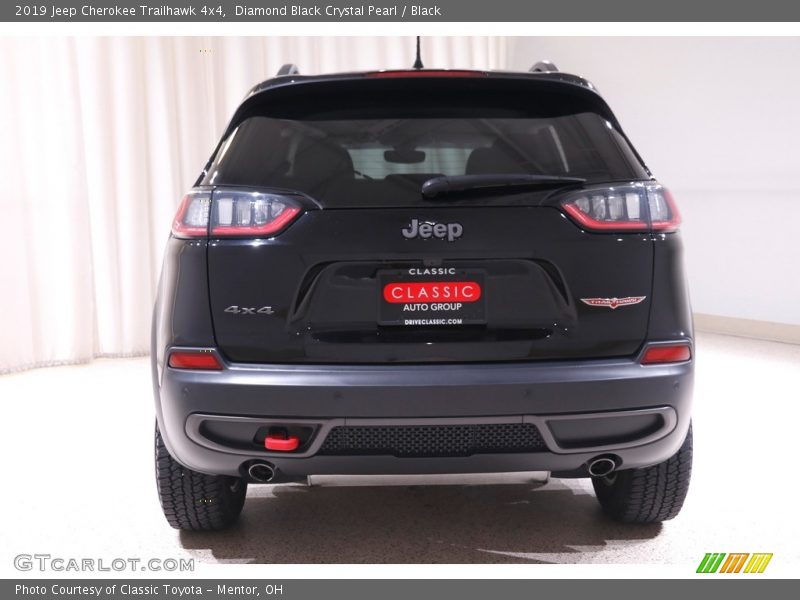 Diamond Black Crystal Pearl / Black 2019 Jeep Cherokee Trailhawk 4x4