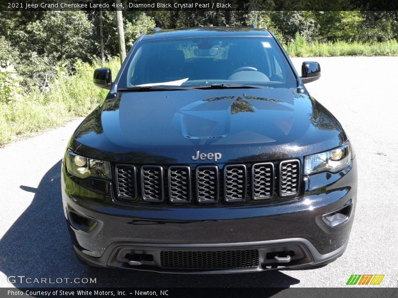 Diamond Black Crystal Pearl / Black 2021 Jeep Grand Cherokee Laredo 4x4