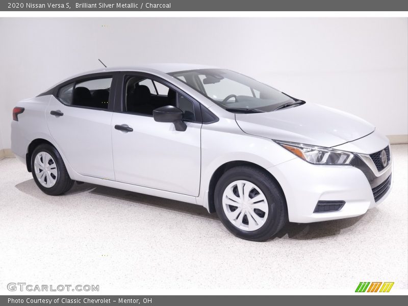 Brilliant Silver Metallic / Charcoal 2020 Nissan Versa S